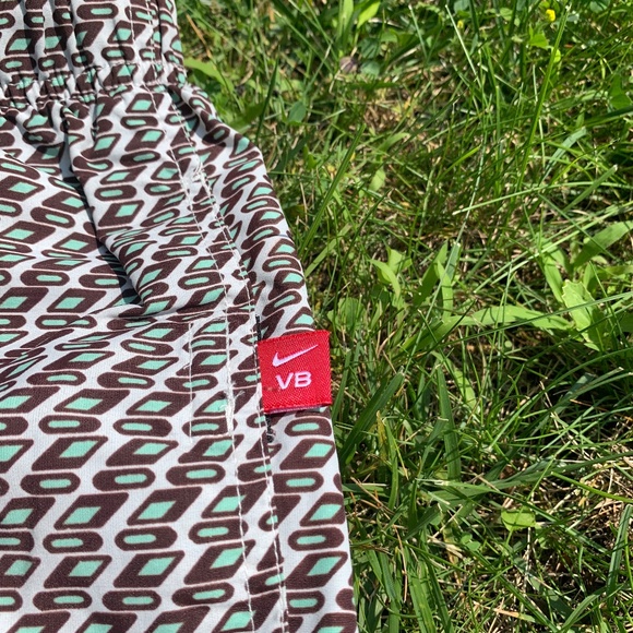 Nike Shorts - Picture 4 of 6